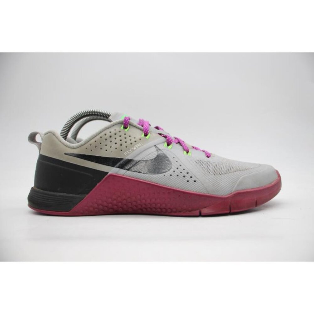 Nike Metcon 1 Women's Size 9.5 Gray Running Shoes Sneakers 813101-005